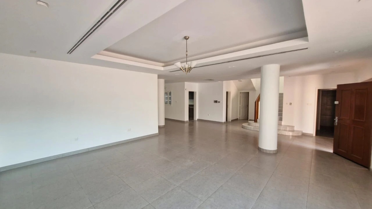 4 Bedroom Villa for Rent in Al Manara, Dubai – Hook & Overview