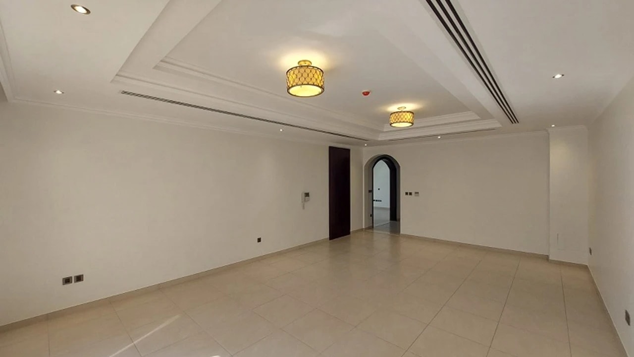 5 Bedroom Villa for Rent in Umm Suqeim 1 Villas – Hook & Overview